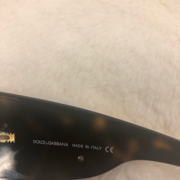 Sunglasses - Picture 5 of 8